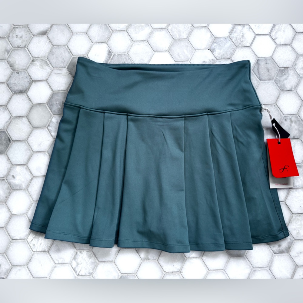 Free Fly Apparel Kelly Skort NWT Green Athletic Skort Activewear